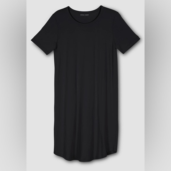 UNIVERSAL STANDARD - Hallie Short Sleeve T-Shirt Dress - Black - L (22-24 / 3X) - Picture 5 of 9